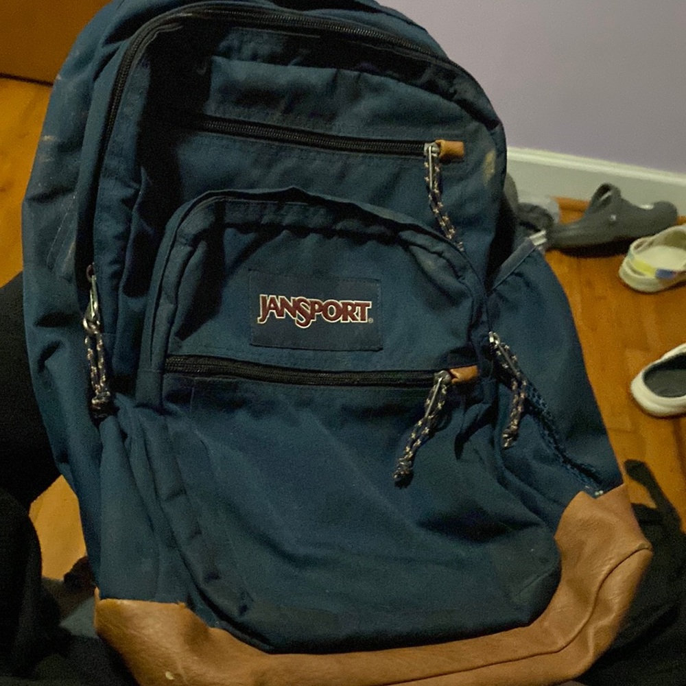 navy blue jansport backpack